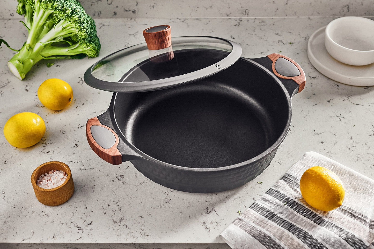 Caçarola Antiaderente Indução com tampa vidro Capella 20cm – Resto Kitchenware