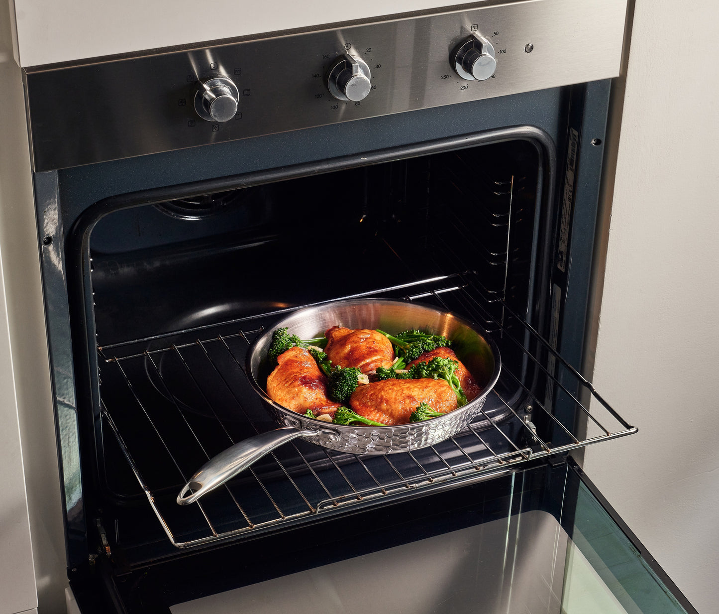 Frigideira inox Antiaderente Tripa Camada Crater 28cm - Resto Kitchenware