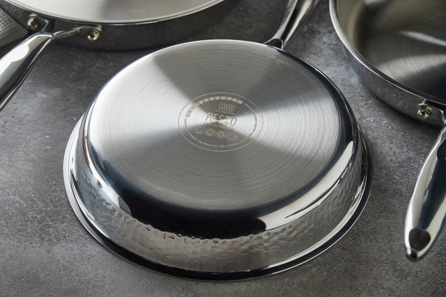 Frigideira inox Antiaderente Tripa Camada Crater 28cm - Resto Kitchenware