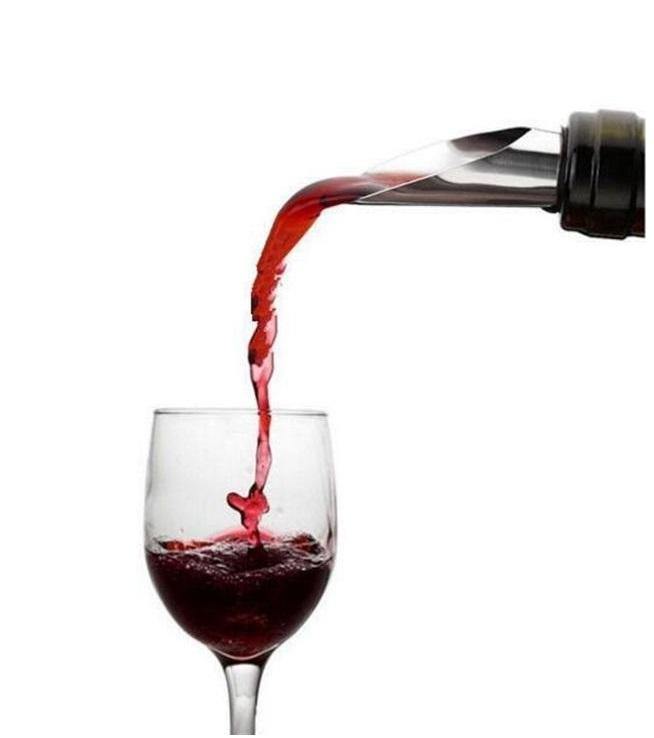 Rolha decantadora de vinho com tampa anti gota - Na cozinha Silva
